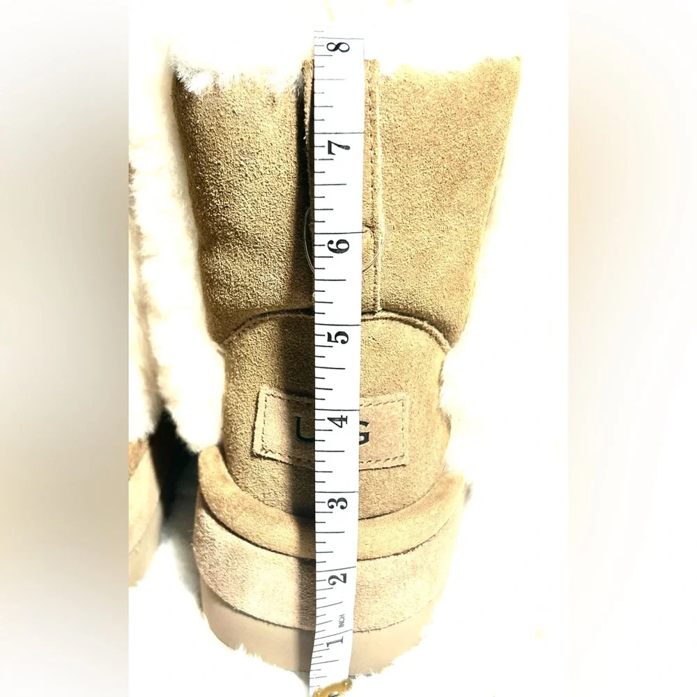 BRAND NEW…UGG Chestnut Suede Classic Chillapeak  Ankle Boots size 7 - Picture 7 of 10